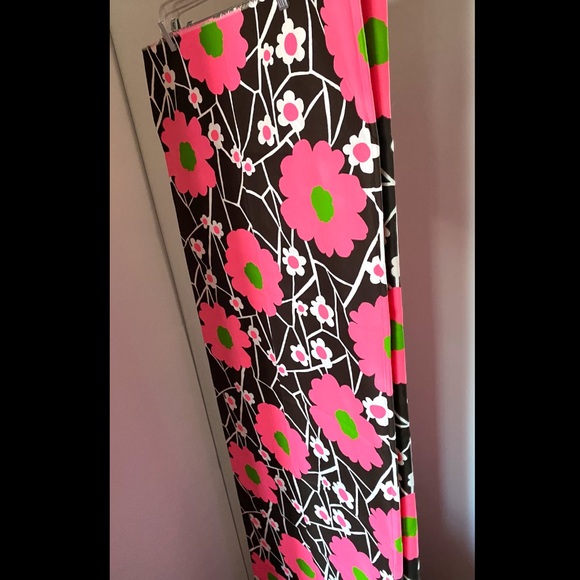 Floral Vintage Cotton Fabric - Pink, Green, Brown Motif - 2 Yards - Picture 5 of 13